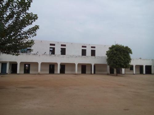 Munni Devi Saini Adarsh Inter College, Mandi Dhanaura